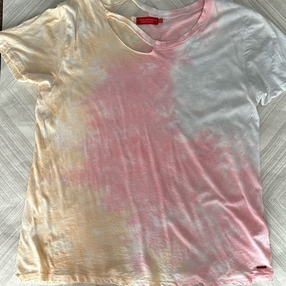 Philanthropy Women’s Peach, Pink & White Distressed Tie Dye T-Shirt, Size L